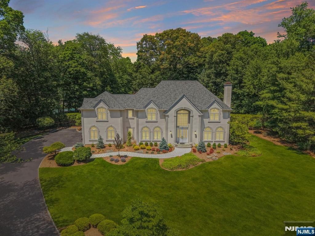 114 Valley Road, Allendale, NJ 07401