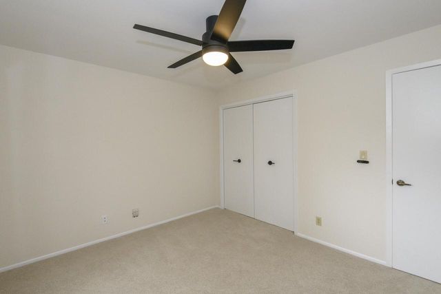 W296N575 Bryn DRIVE, Waukesha, WI 53188