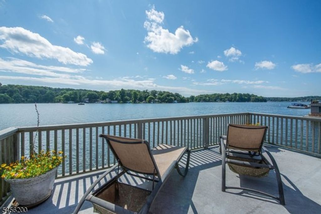 320 Lakeside Ave, Hopatcong Boro, NJ 07821 — photo 4