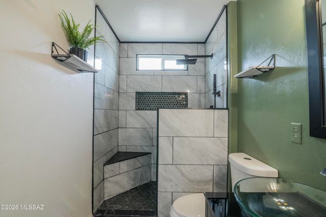 5798 E Camino Nuestras Casas, Tucson, AZ 85756