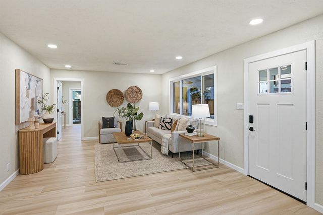 112 Martin Ave, Livermore, CA 94551