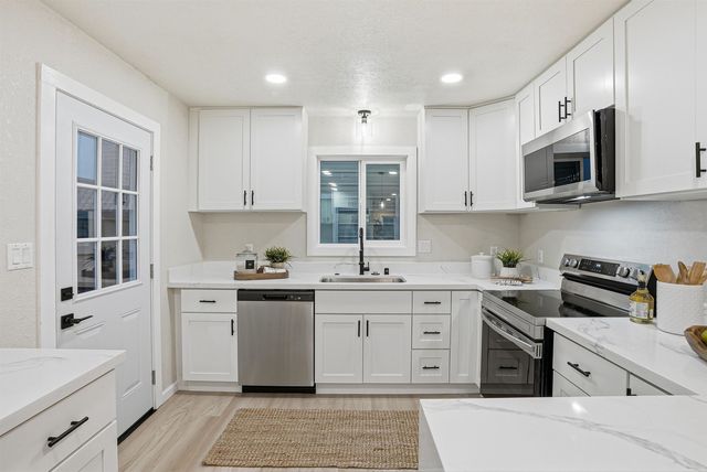 112 Martin Ave, Livermore, CA 94551