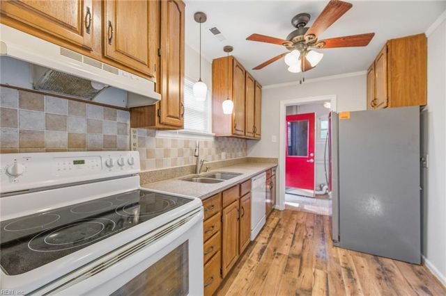 629 Beach View ST, Norfolk, VA 23503