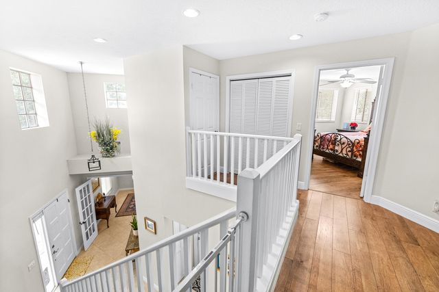 218 W Canterbury Dr W W, Palm Beach Gardens, FL 33418