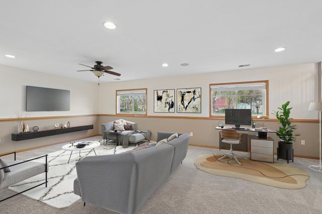 21117 Honeycomb Path, Lakeville, MN 55044