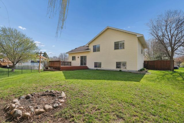 21117 Honeycomb Path, Lakeville, MN 55044