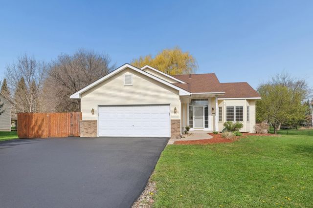 21117 Honeycomb Path, Lakeville, MN 55044