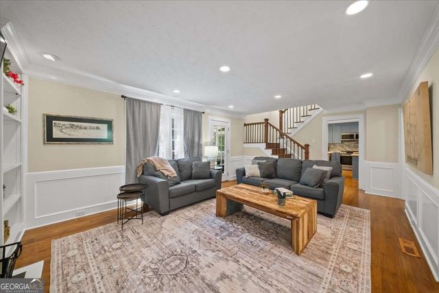 4296 Rocky Glen NE, Roswell, GA 30075