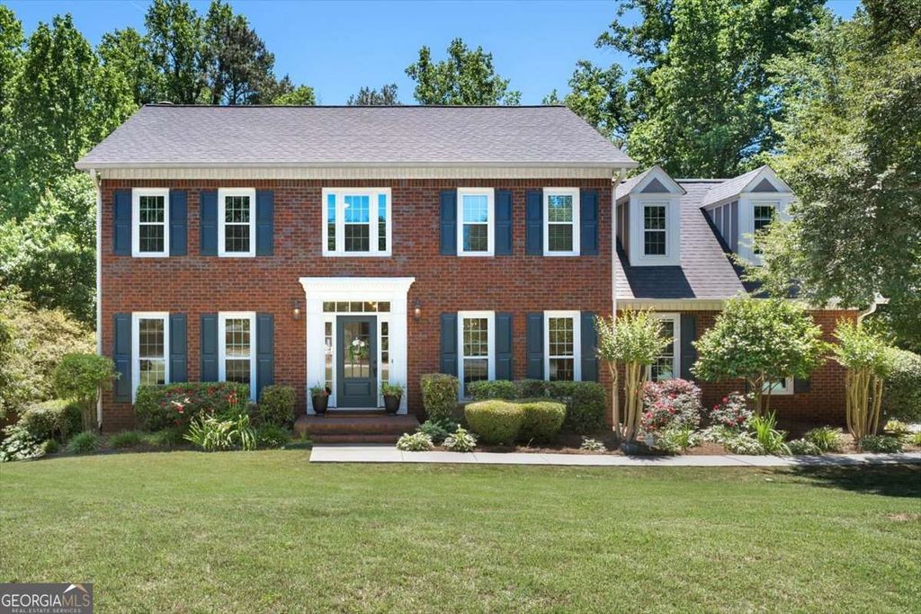 4296 Rocky Glen NE, Roswell, GA 30075