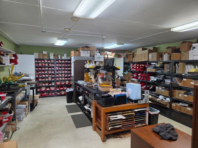 5824 Johnson St, Hollywood, FL 33021