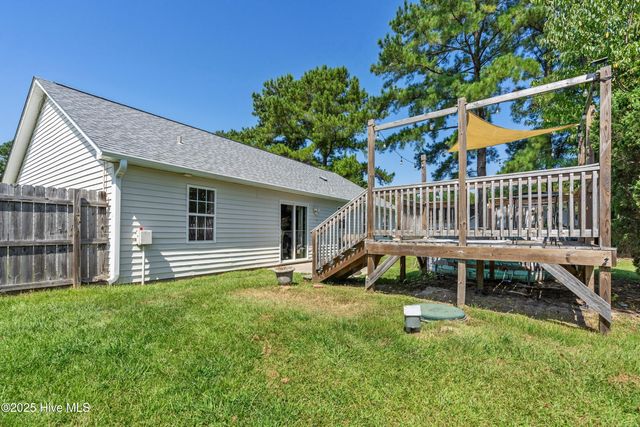 100 Trinity Drive, New Bern, NC 28560