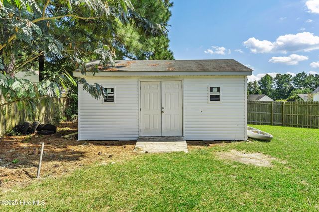 100 Trinity Drive, New Bern, NC 28560