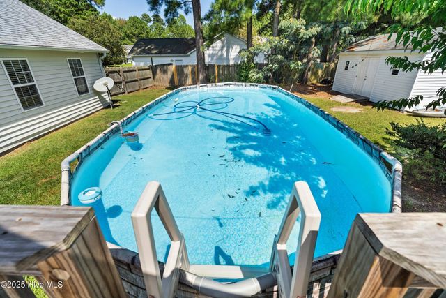 100 Trinity Drive, New Bern, NC 28560