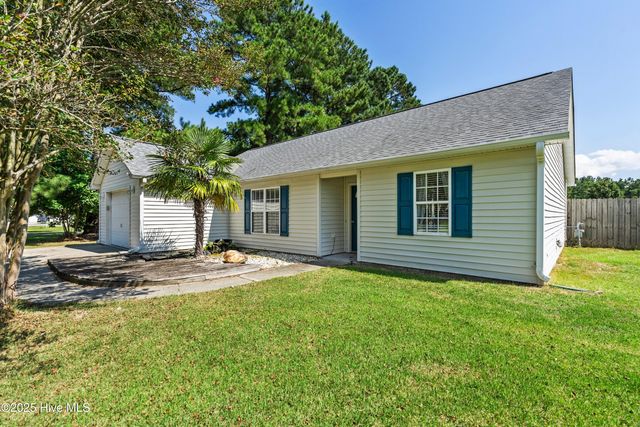 100 Trinity Drive, New Bern, NC 28560