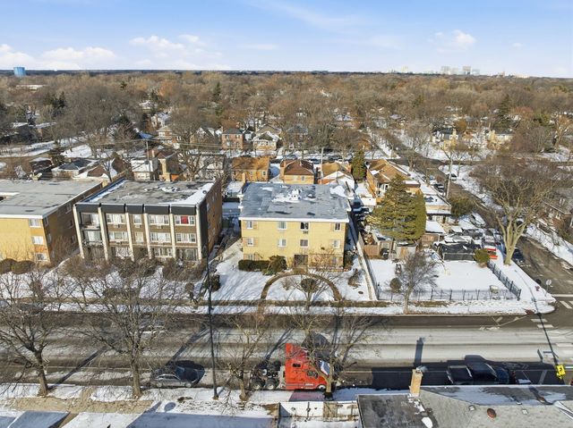 1609 Howard Street 2, Evanston, IL 60202