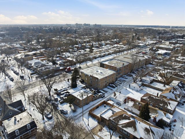 1609 Howard Street 2, Evanston, IL 60202