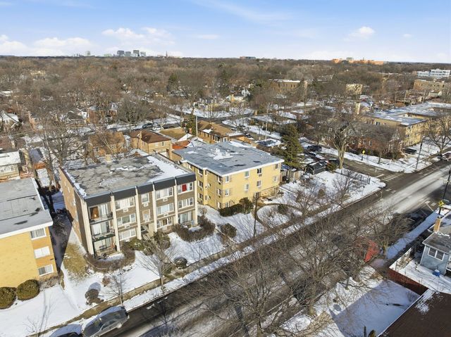 1609 Howard Street 2, Evanston, IL 60202