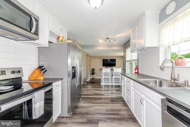 610 WESTOVER CT, Williamstown, NJ 08094