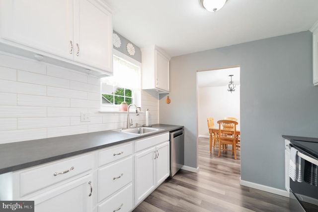 610 WESTOVER CT, Williamstown, NJ 08094