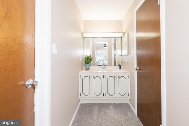 610 WESTOVER CT, Williamstown, NJ 08094