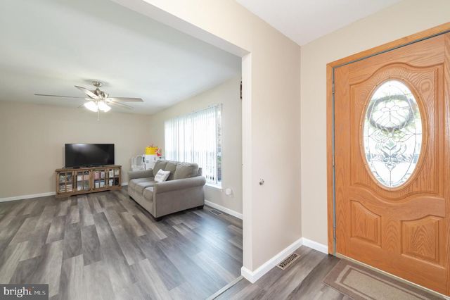 610 WESTOVER CT, Williamstown, NJ 08094