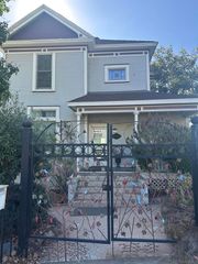 2068 Front St, San Diego, CA 92101