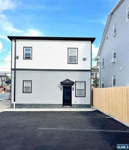 331 Myrtle Avenue, Irvington, NJ 07111