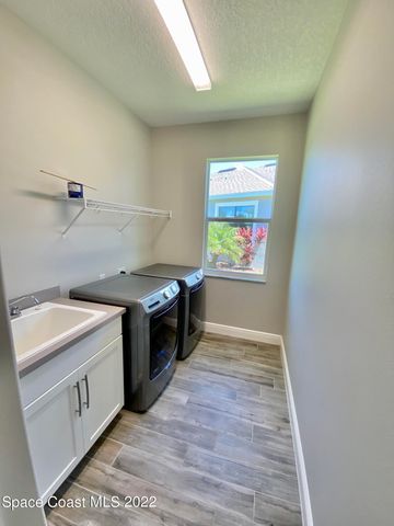 7397 Bluemink Lane, Melbourne, FL 32940