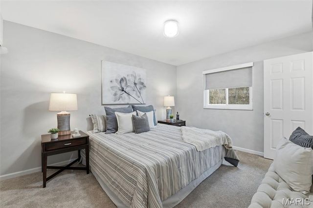 683 Greenholme Court, Fenton, MO 63026