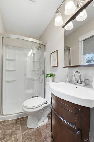 683 Greenholme Court, Fenton, MO 63026