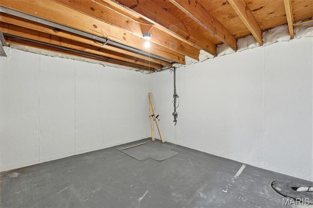 683 Greenholme Court, Fenton, MO 63026