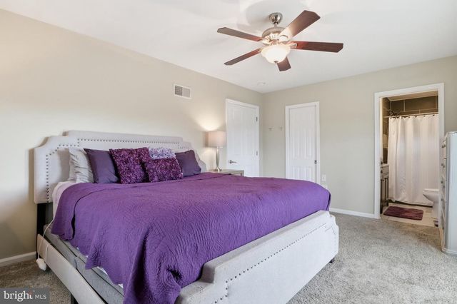 1025 WHITE OAK RD, Windsor, PA 17366