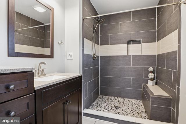 1025 WHITE OAK RD, Windsor, PA 17366