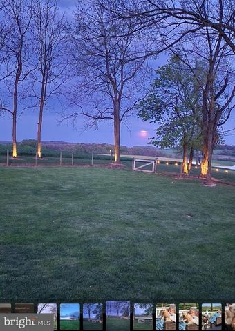 1025 WHITE OAK RD, Windsor, PA 17366