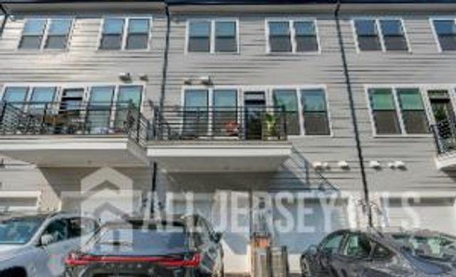 610 Sadie Circle, New Brunswick, NJ 08901