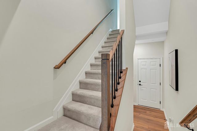 610 Sadie Circle, New Brunswick, NJ 08901