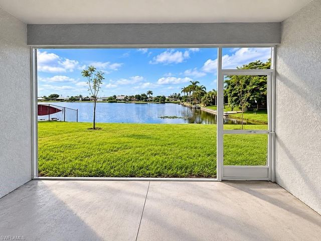 1928 NE 4th TER, Cape Coral, FL 33909