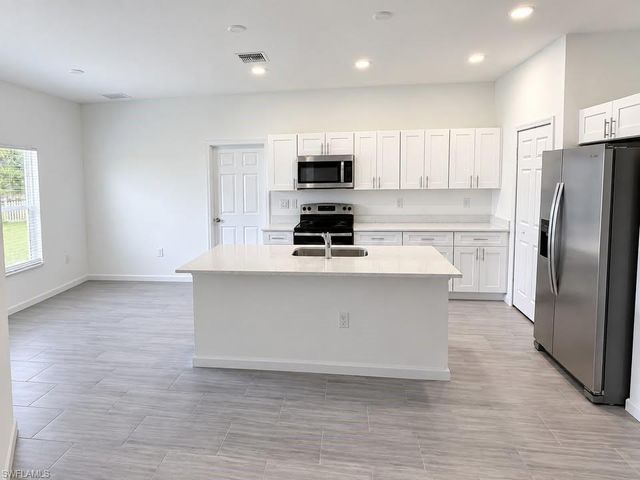 1928 NE 4th TER, Cape Coral, FL 33909