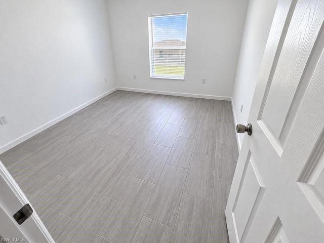 1928 NE 4th TER, Cape Coral, FL 33909