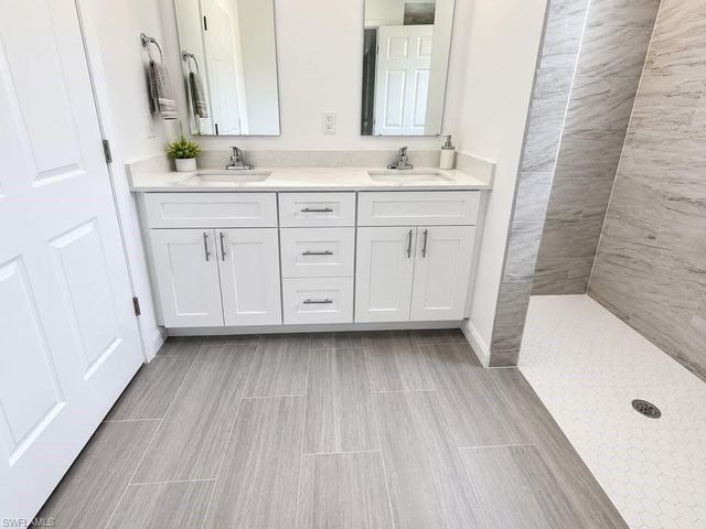 1928 NE 4th TER, Cape Coral, FL 33909