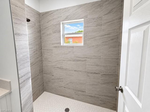 1928 NE 4th TER, Cape Coral, FL 33909