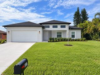 1928 NE 4th TER, Cape Coral, FL 33909