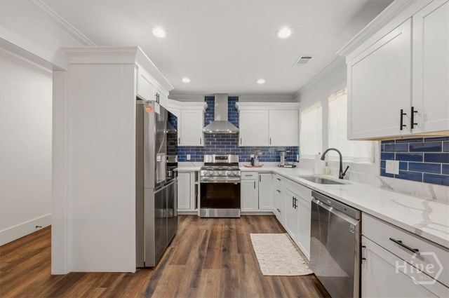 1229 E 40th Street, Savannah, GA 31404