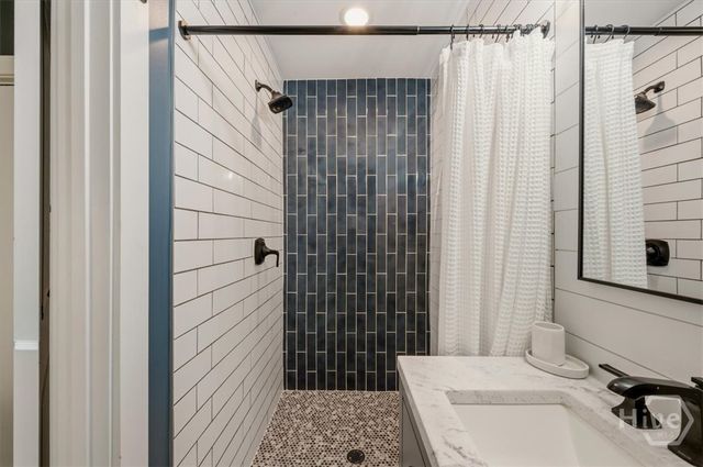 1229 E 40th Street, Savannah, GA 31404