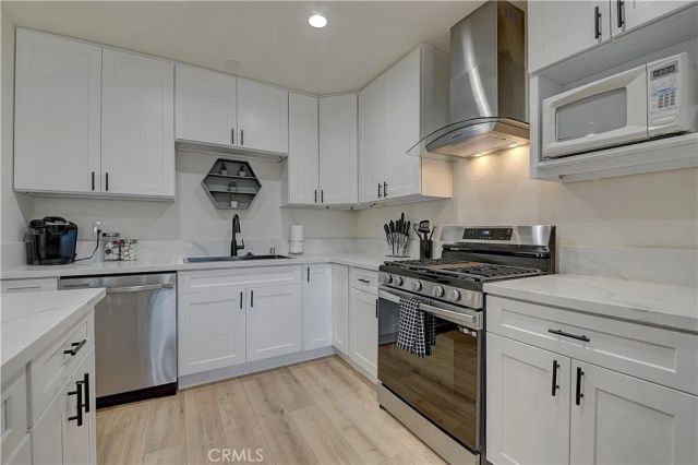 12871 Osborne Street, Arleta, CA 91331