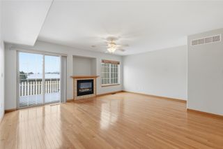 6 Ashford Place, Iowa City, IA 52245