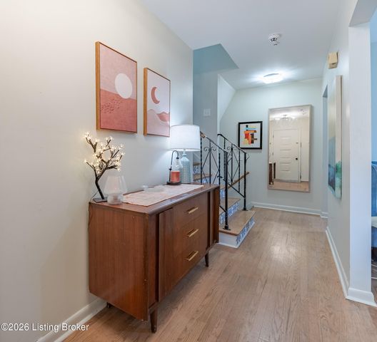 3618 Glencreek Ln, Louisville, KY 40218