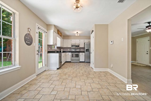 3410 Plantation Ct, Mobile, AL 36695