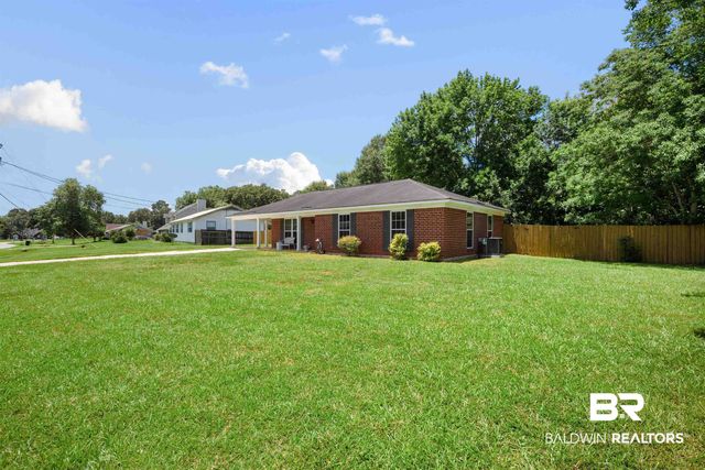 3410 Plantation Ct, Mobile, AL 36695