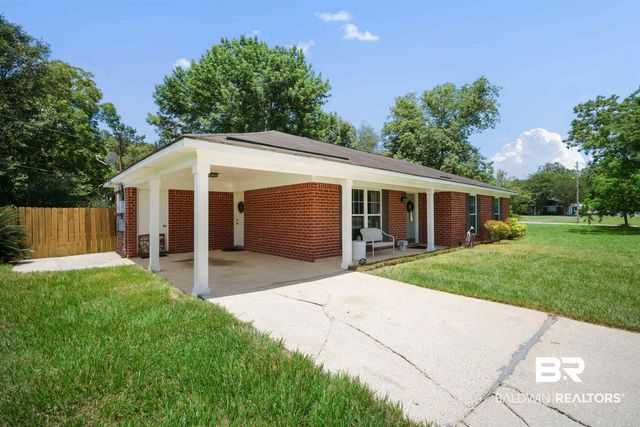 3410 Plantation Ct, Mobile, AL 36695